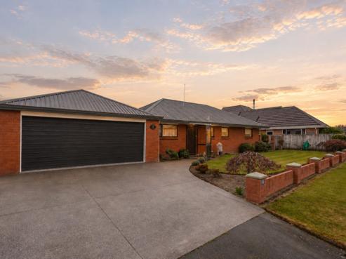 38 Fairweather Crescent, Kaiapoi