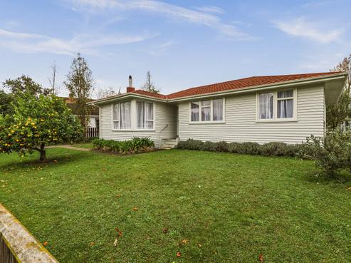 49 Lipscombe Crescent, Havelock North
