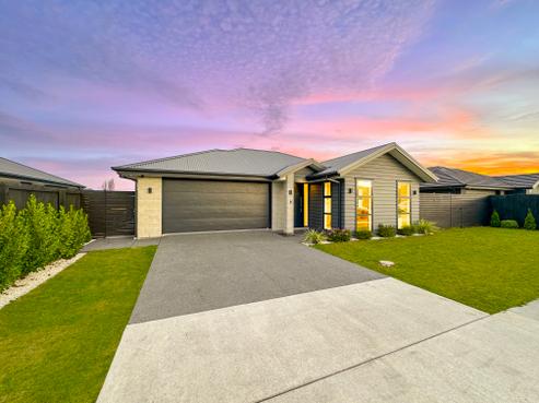 9 Salkeld Place, Woodend