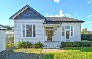 1001 Plunket Street, Saint Leonards