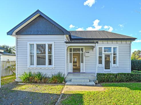 1001 Plunket Street, Saint Leonards