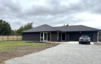 6A Macrocarpa Lane, Carterton