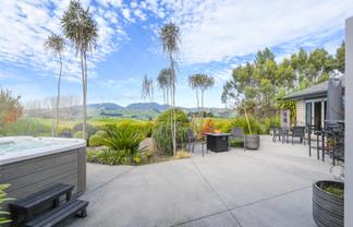 696A Poutakataka Road, Ngakuru