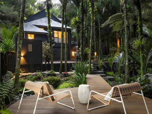 38 Mahoe Road, Titirangi