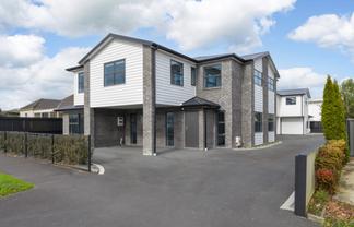 2/54 Rm C Cook Street, Hamilton East