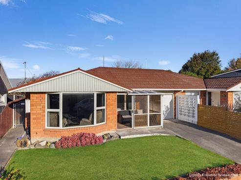 2/9 Lombard Place, Avonhead