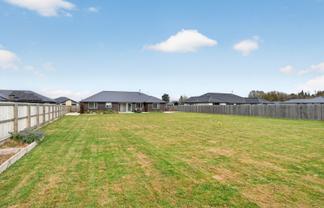 54 Graeme Foote Street, Darfield