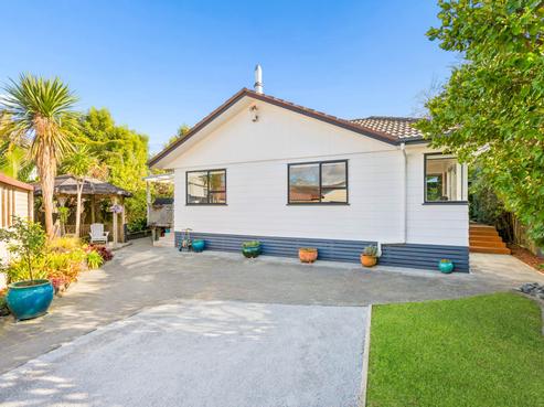 37 Redlands Grove, Swanson