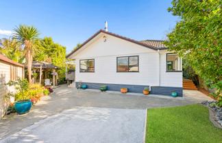 37 Redlands Grove, Swanson