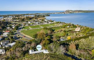 1 Koutunui Road, Athenree