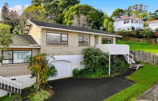 2/7 Newstead Avenue, Browns Bay