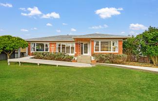 97 Kitchener Road, Waiuku