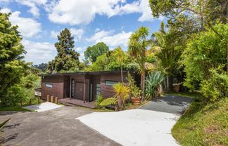 19 Warner Park Avenue, Laingholm