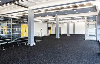 GROUND FLOOR OFFICE / SHOWROOM
