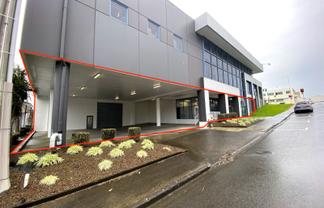 Well-located Penrose industrial