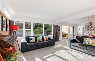 304 Muritai Road, Eastbourne