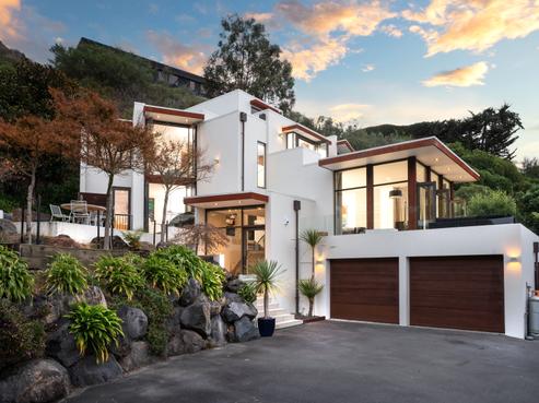 242B Main Road, Moncks Bay