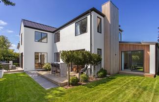 171A Mays Road, Saint Albans