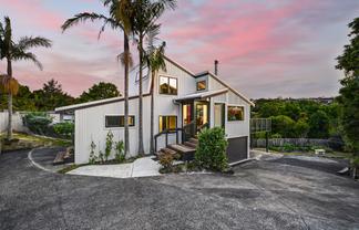10 Oliver Twist Avenue, Mellons Bay