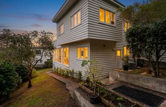 18 Upton Terrace, Thorndon