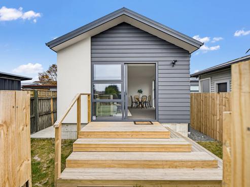 18 Matlock Street, Woolston