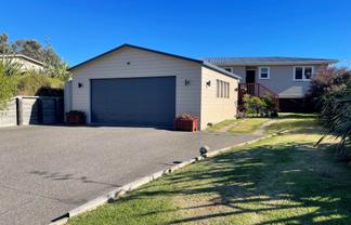 26 Ashwell Drive, Port Waikato
