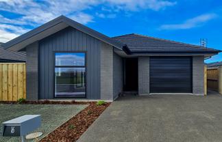16 Hope Drive, Lincoln