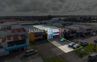 Road Front High Stud Unit + 6 Carparks | 400sqm
