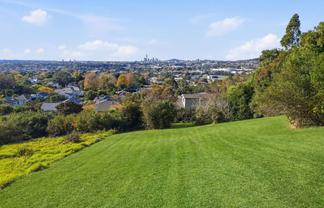 24 Summit Drive, Mount Albert