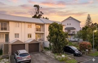 33 Winery Way, Henderson