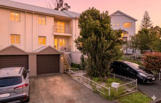 33 Winery Way, Henderson