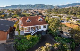 151 Weggery Drive, Waikanae Beach