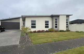 4 Winfield Drive , Wigram