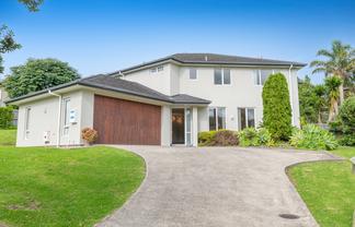 8 Hawaiian Parade, Arkles Bay