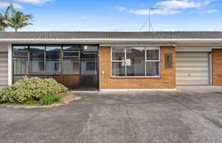 2/51 Huia Road, Papatoetoe
