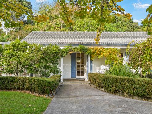 38 The Circle, Manly
