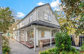 38A The Circle, Manly