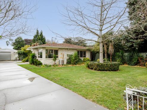 1008 Copeland Road, Akina