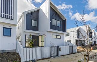 26 Bristol Freighter Road, Hobsonville