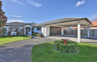 7 Merlot Drive, Greenmeadows