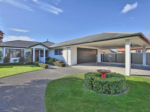 7 Merlot Drive, Greenmeadows