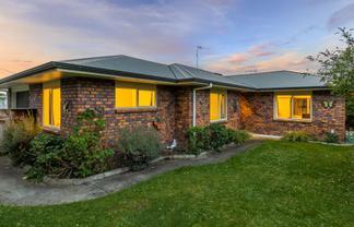 38 Duke Street, LEVIN