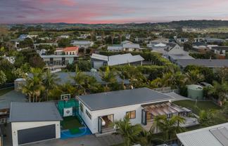18 Seabreeze Road, Mangawhai Heads