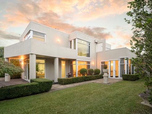 9 Harrowfield Drive, Harrowfield