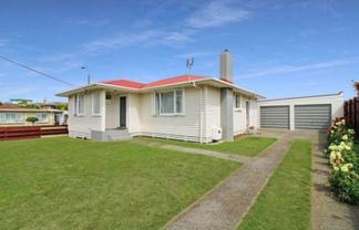 84 Ngamotu Road, Spotswood