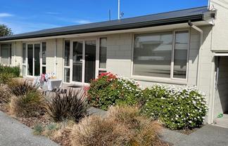 2/46 Abberley Crescent, Saint Albans