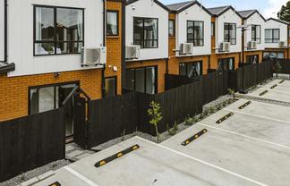 4/53 Avenue Road, Otahuhu