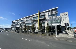 Quality Office with Modern Fitout