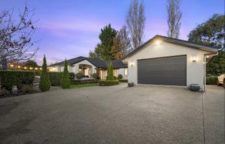 5 Aratia Way, Richmond