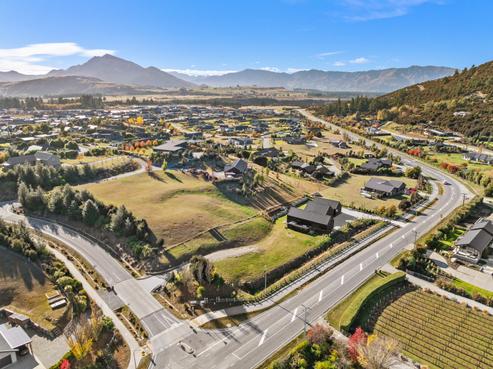 2 Northburn Road, Wanaka